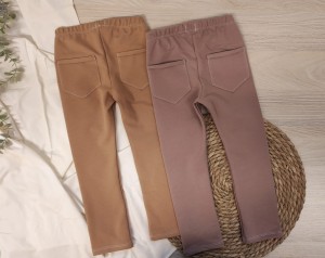 Legginsy z kieszeniami   