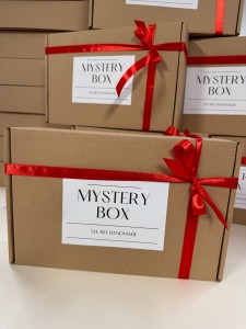 MYSTERY BOX rozmiar 140 cm