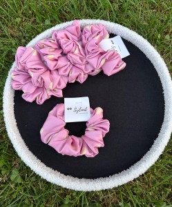 Scrunchie GOSZKI ŻÓŁTE NA RÓŻOWYM 